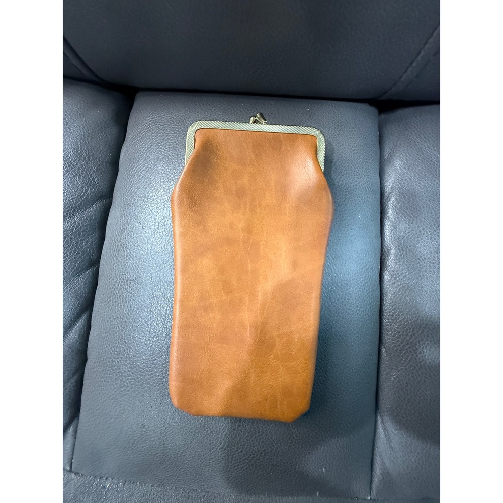 Tan Faux Leather Kiss Lock Eyeglass Case Vintage Style Gold Tone Clasp Pouch